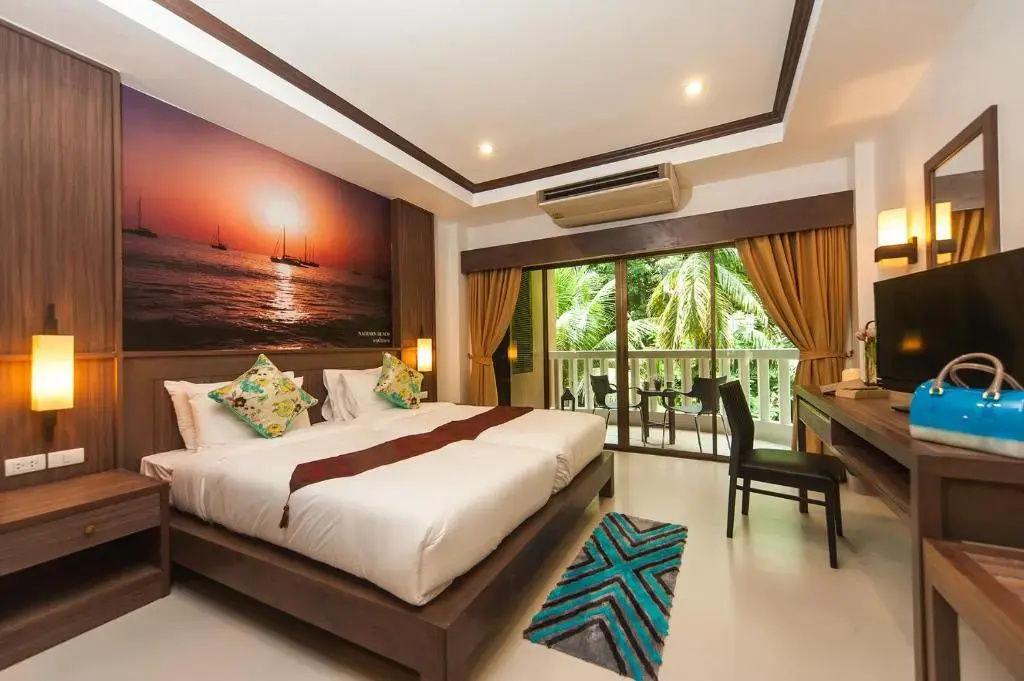 Ratana Hill Patong - Chambres