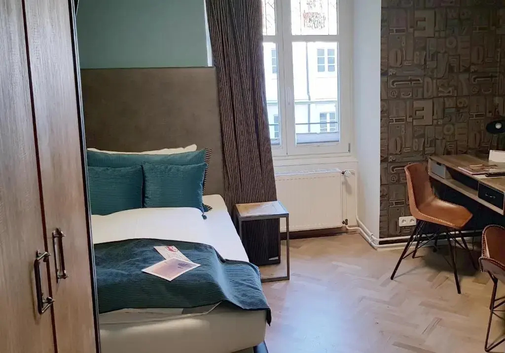 Standard Single room