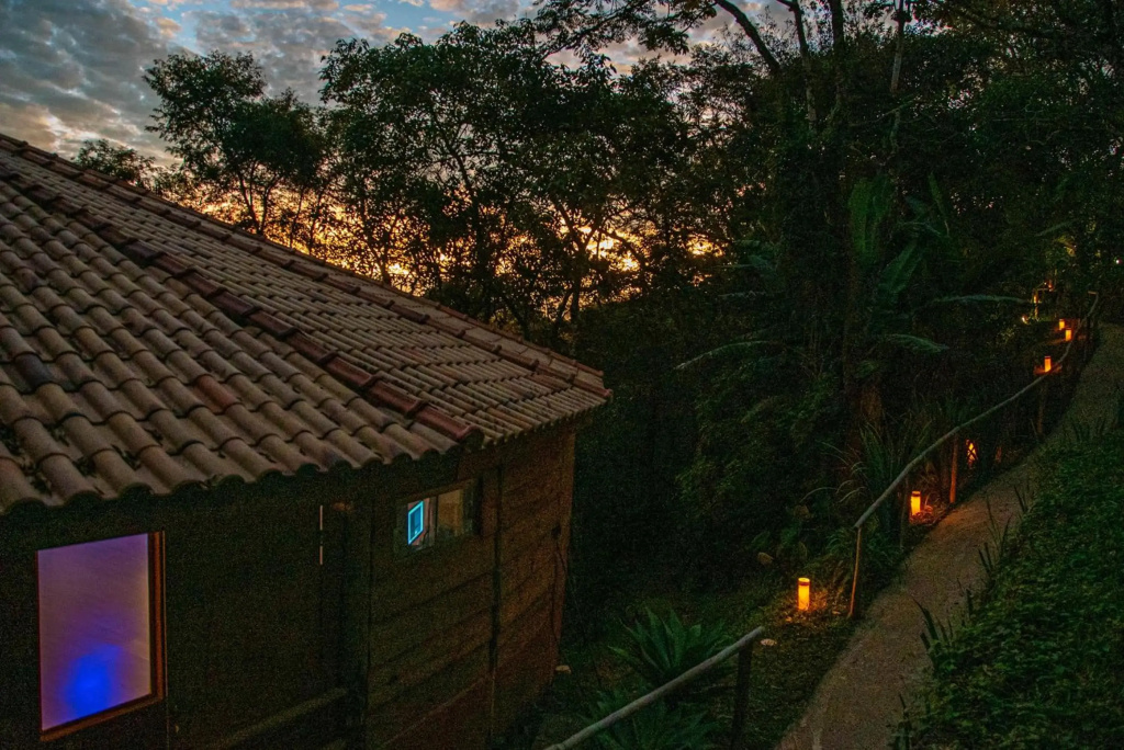 Hospedagem Beija-flor - Espaço Flor Das Águas