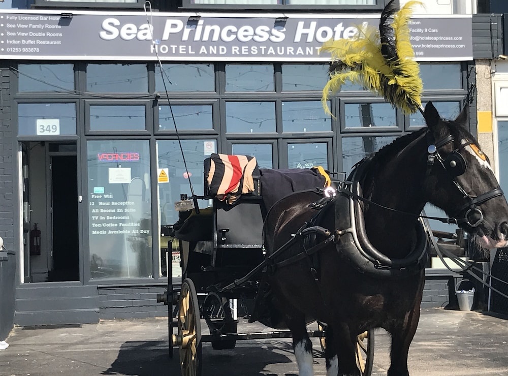 The ShoreSide Hotel