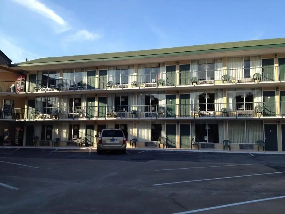 Green Valley Motel