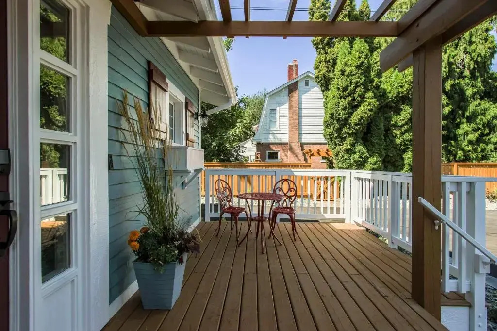 Kelowna Bed and Breakfast - фото 13