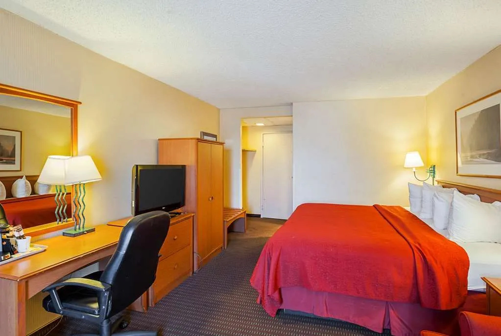 Quality Inn Lincoln — 3