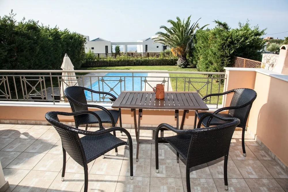 Villa Aethra