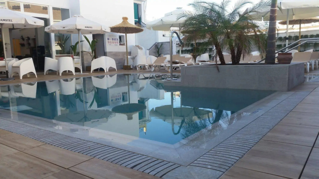 Hotel photo 11