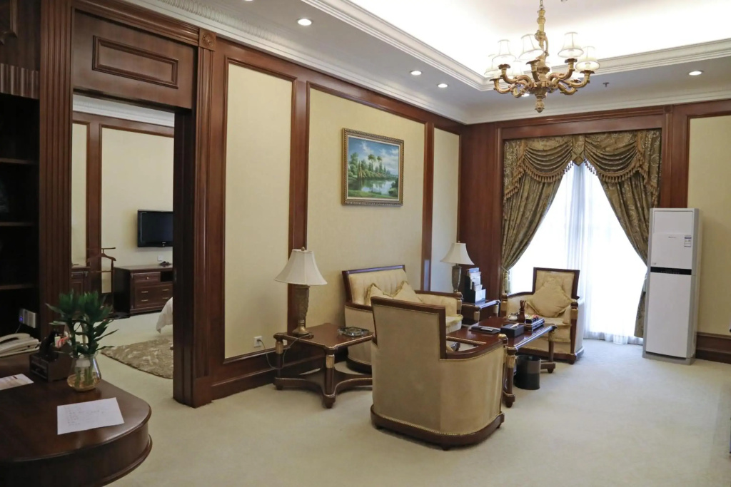 Jiangmen Gladden Hotel - фото 3