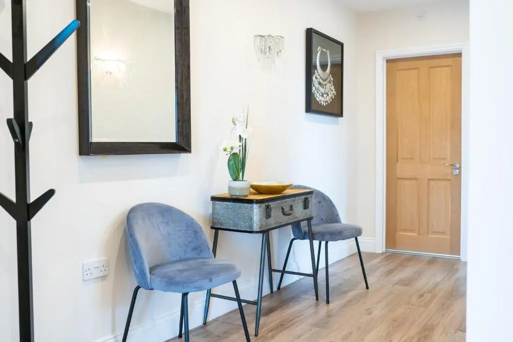 ⭐⭐⭐⭐⭐ Stunning Penthouse Overlooking River - 1 Bed