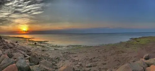 Beach & Waterfront