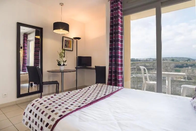 Nemea Appart Hotel Green Side Biot Sophia Antipolis - Chambres
