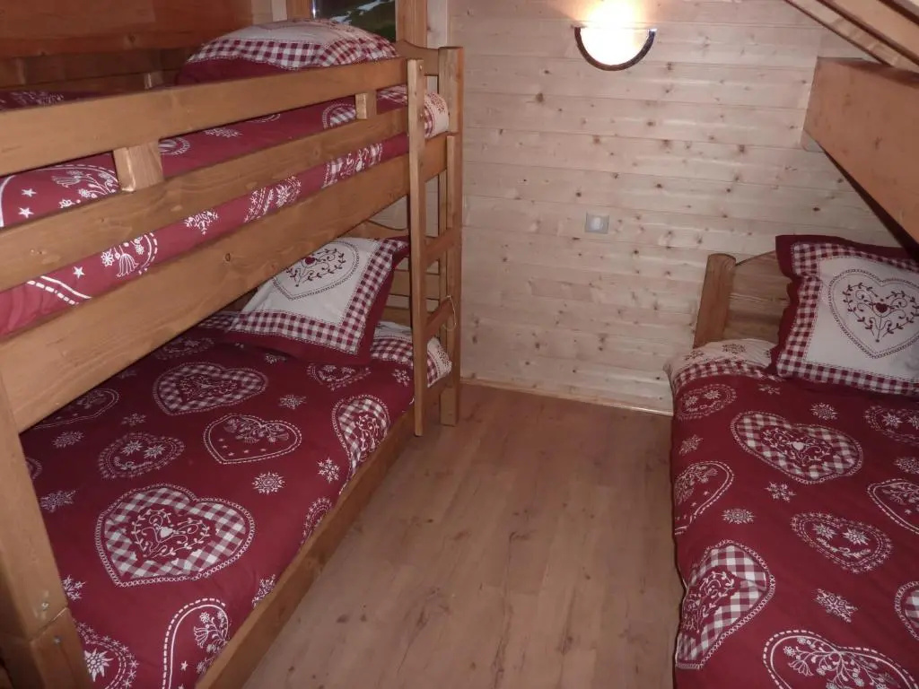 3 Bedrooms Chalet