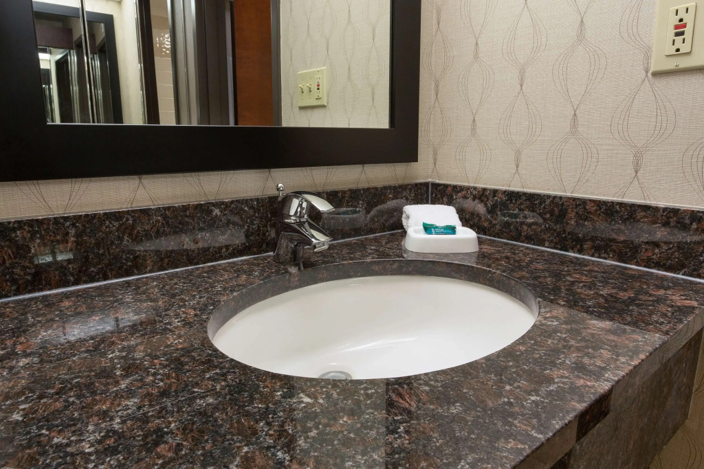 Heritage Inn Suites Houston/Sugar Land, Trademark by Wyndham - Général
