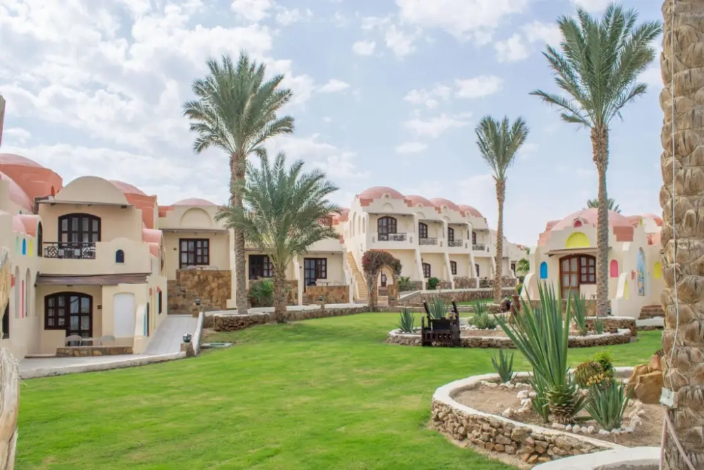 Protels Beach Club SPA
