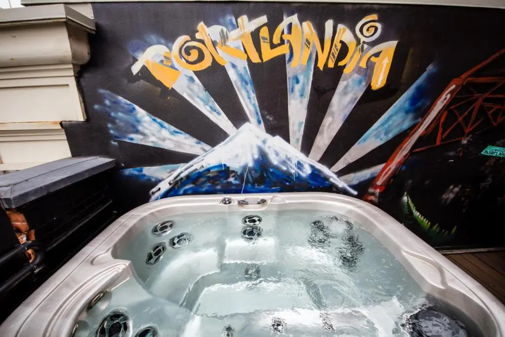 Kimpton Hotel Vintage Portland, an IHG Hotel - Tap to explore photos