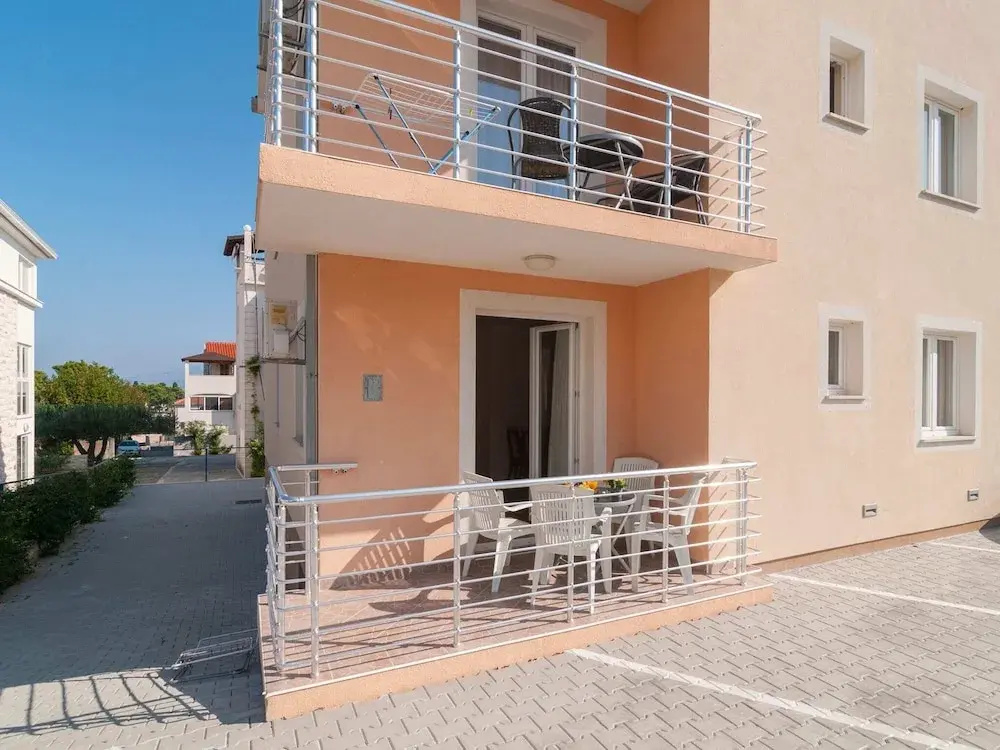 Apartments Island Beat - Two Bedroom Apartment With Balcony