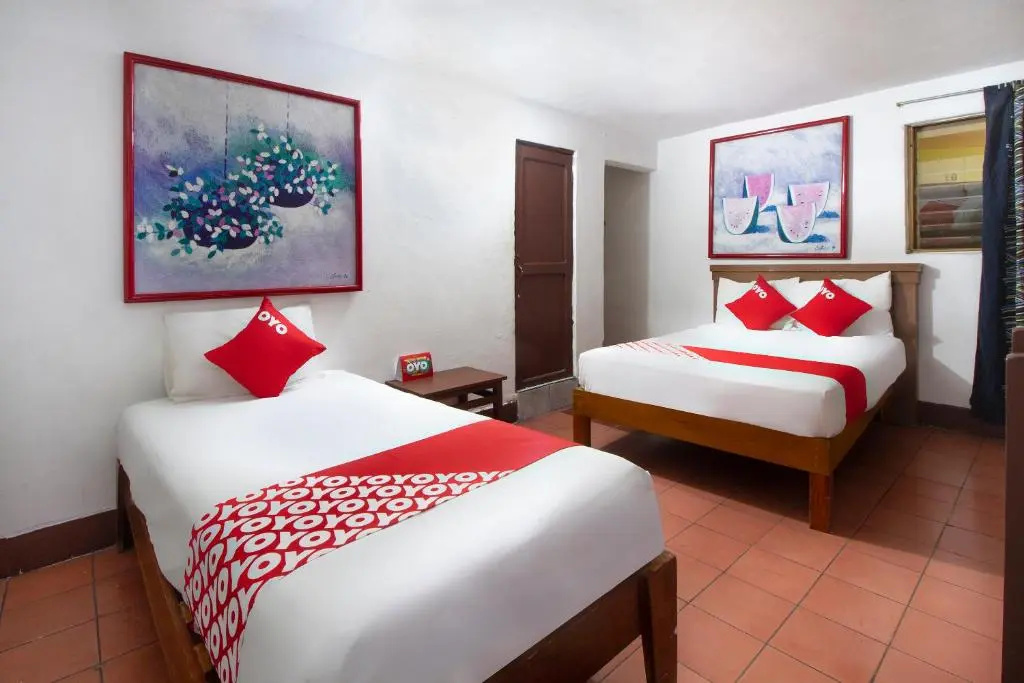 Standard Triple room