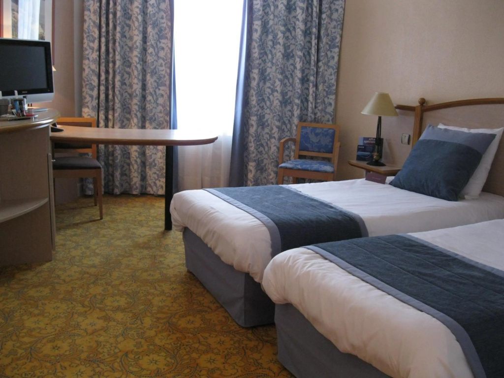 Mercure Nevers Pont de Loire - Général