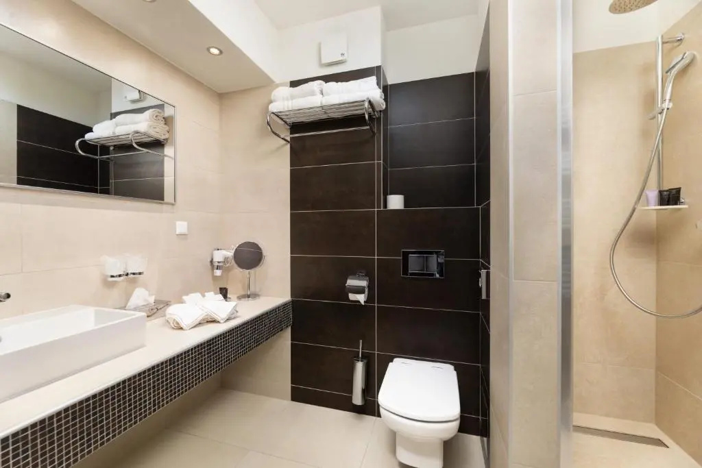 Deluxe room with water view