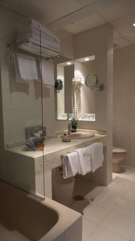Hotel Moderno Puerta del Sol - Chambres