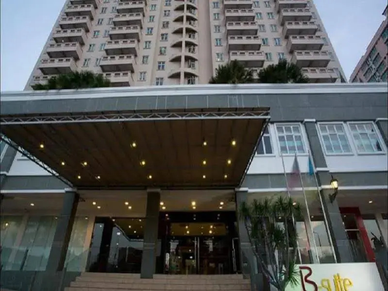 Alora Hotel
