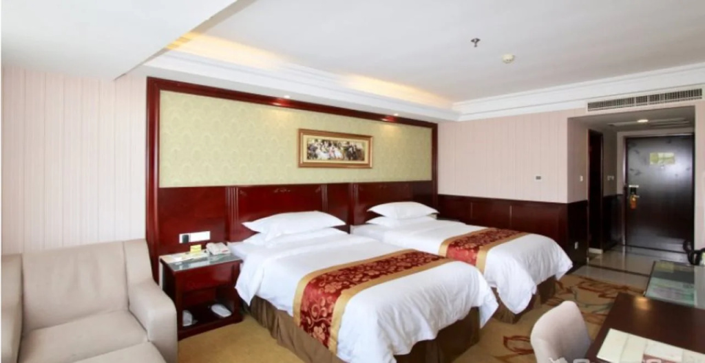 Vienna Hotel Zhejiang Haining Yancang Branch - фото 3