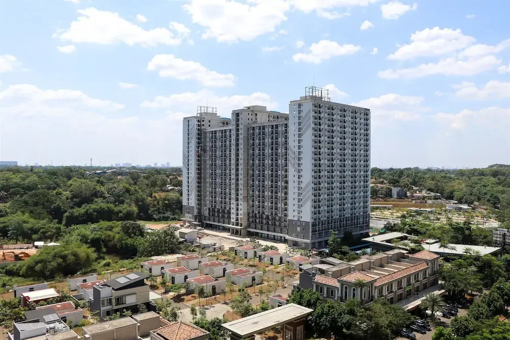 Spacious and Good 2BR at Podomoro Golf View Apartment