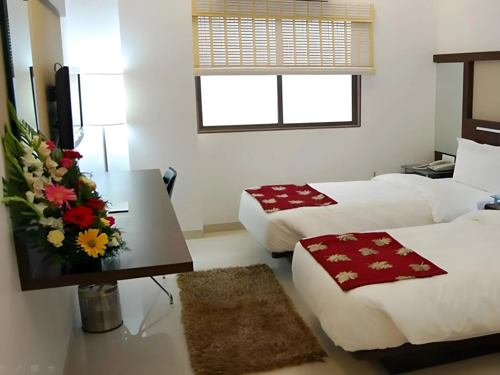 Hotel photo 13