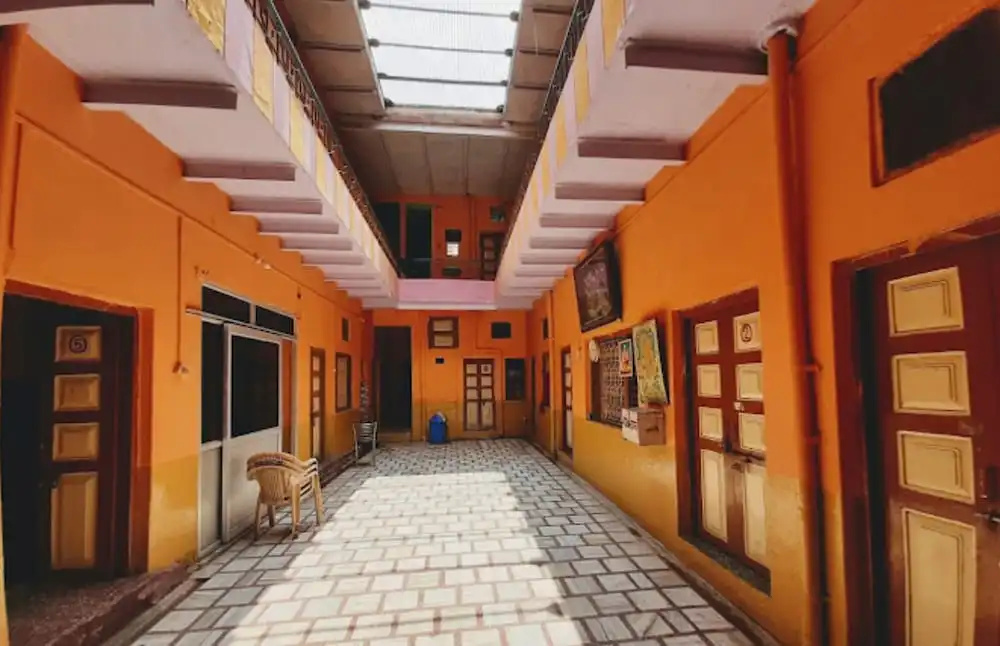 Laxmi Bhawan Dharamshala Mathura