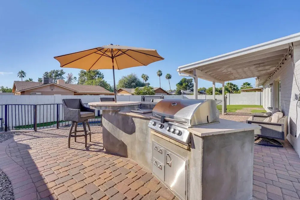 Pool + Putting Green: Quiet Scottsdale Oasis!