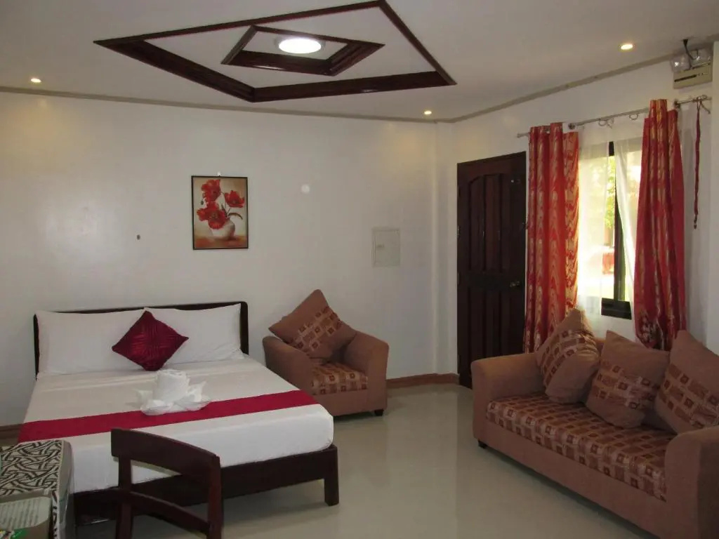 Deluxe Double room (full double bed)