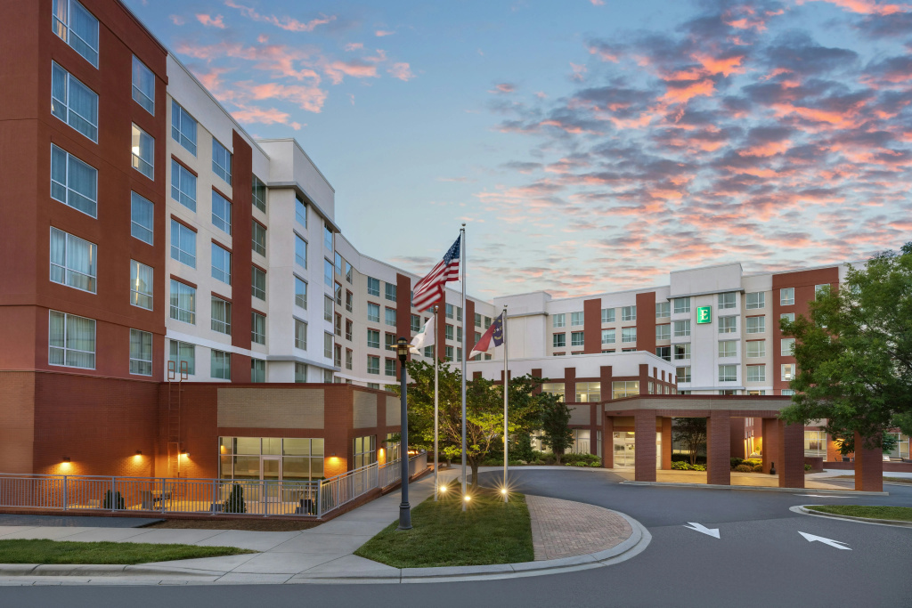 Embassy Suites by Hilton Charlotte Ayrsley