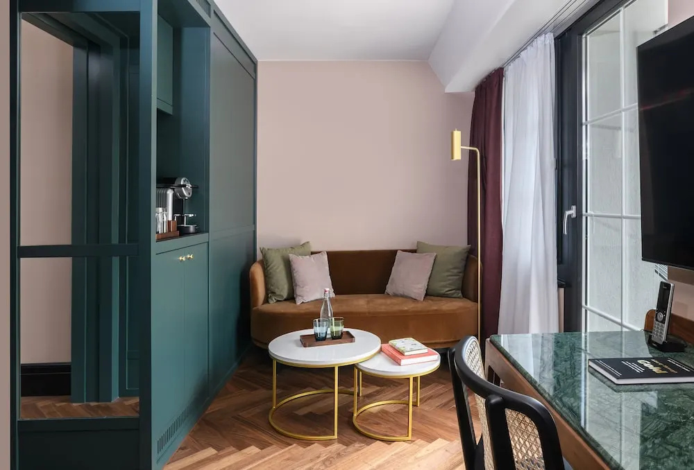 Grand Deluxe Double room (çift kişilik yatak)