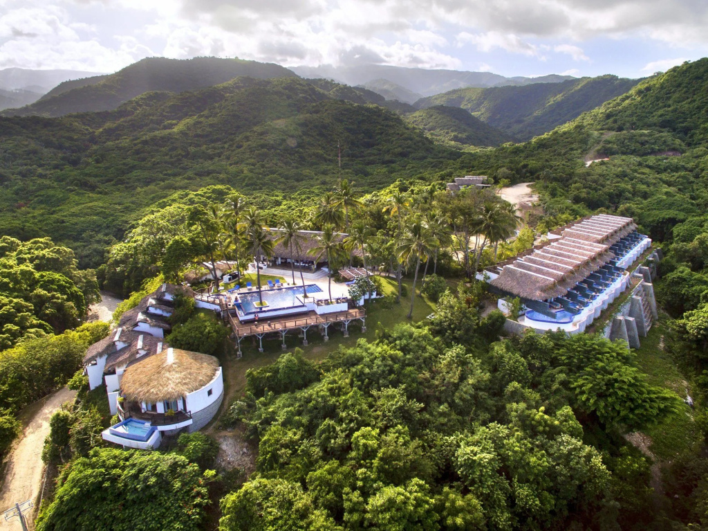 Casa Bonita Tropical Lodge