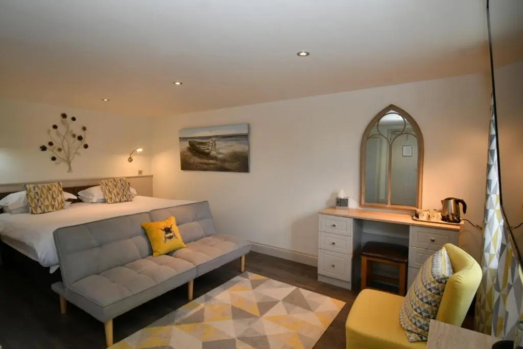Standard Double Basement room (full double bed)