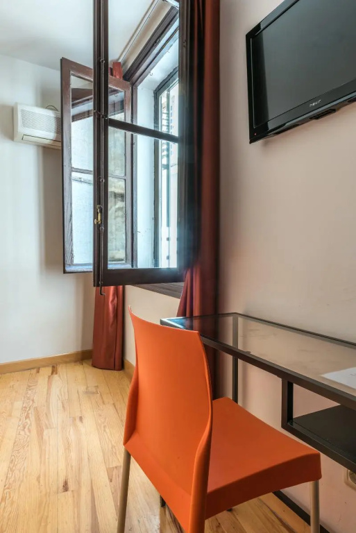 Superior Double room (full double bed)