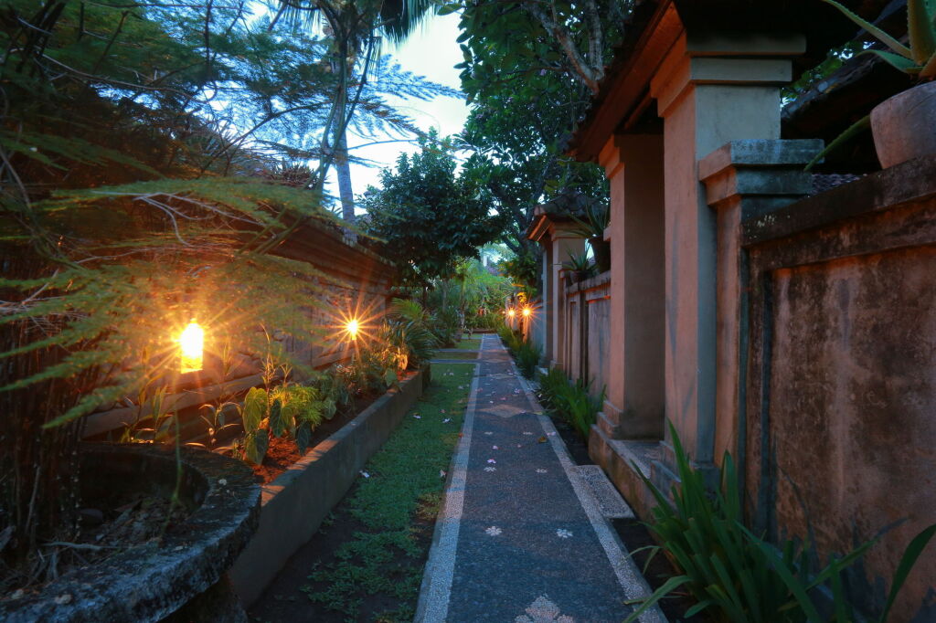Warsa's Garden Bungalows by null