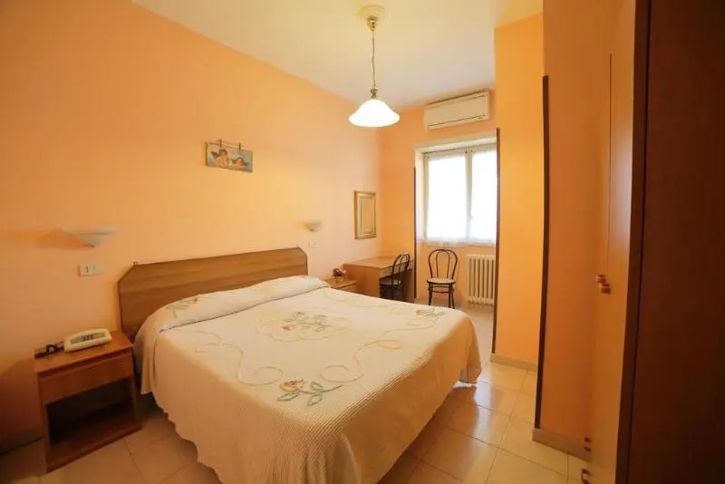 Economy Double room (full double bed)
