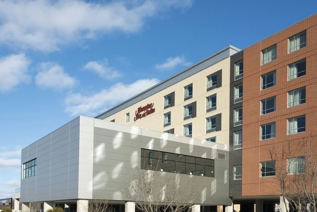 Hampton Inn & Suites Grand Rapids Downtown