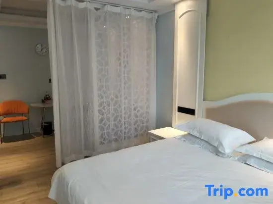 Madrigal hotel 98