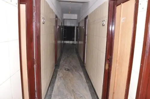 Abirami Inn