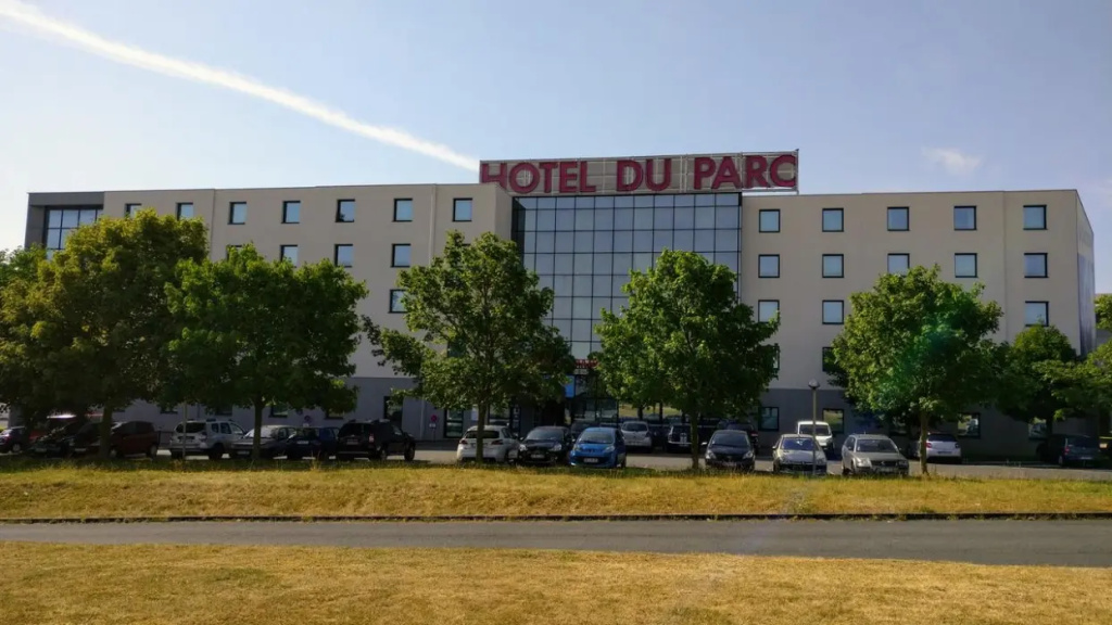 Voir la photo 1 — Hôtel du Parc Pirates