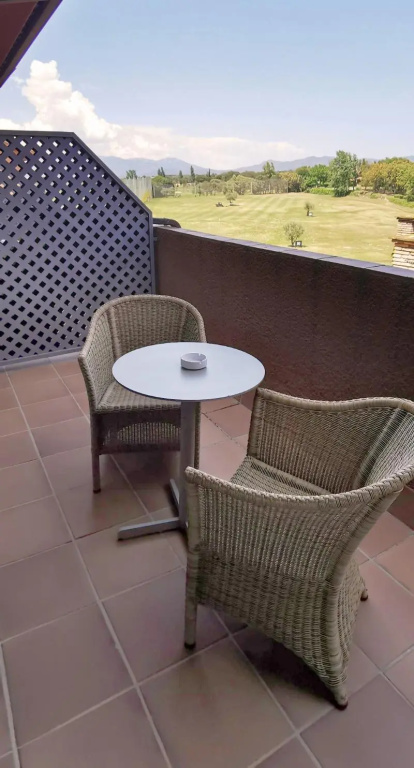 Deluxe Double room (full double bed)