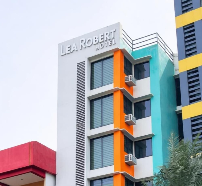 Lea Robert Hotel Angeles City