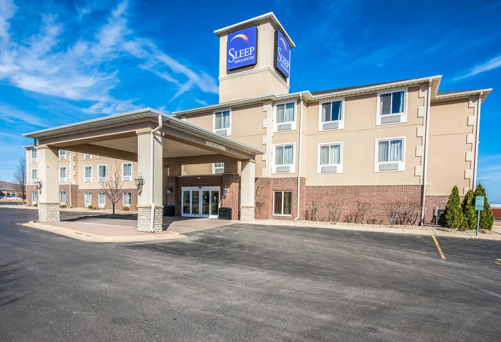 Sleep Inn & Suites