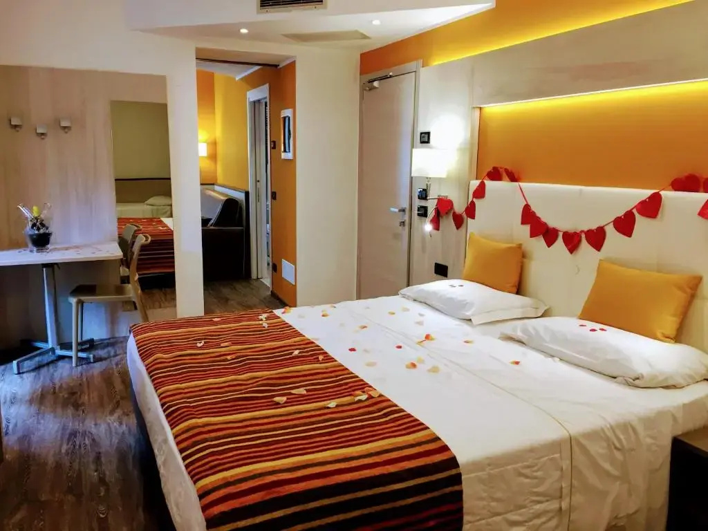 Deluxe Suite with balcony