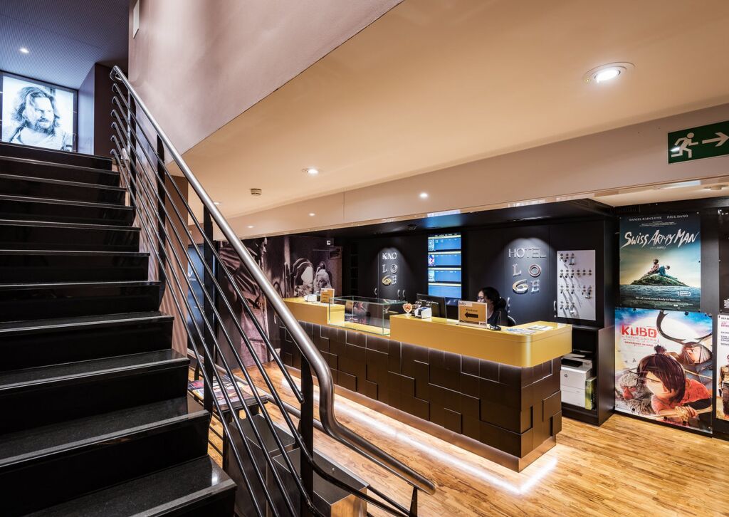Hotel Kino Bar Loge by null