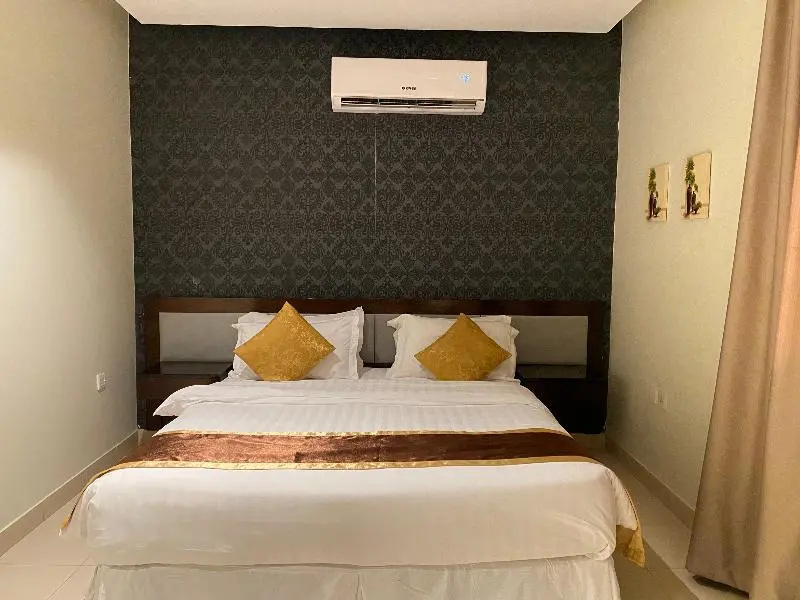 1 Bedroom Double Suite (full double bed)