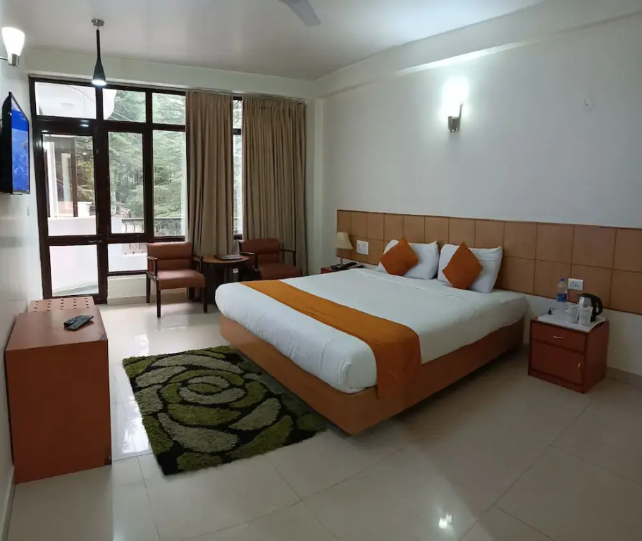Premium Double room (full double bed)