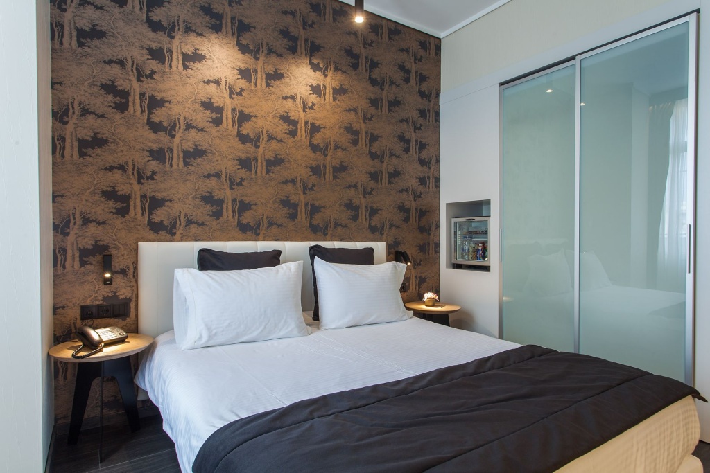 Double room (full double bed)