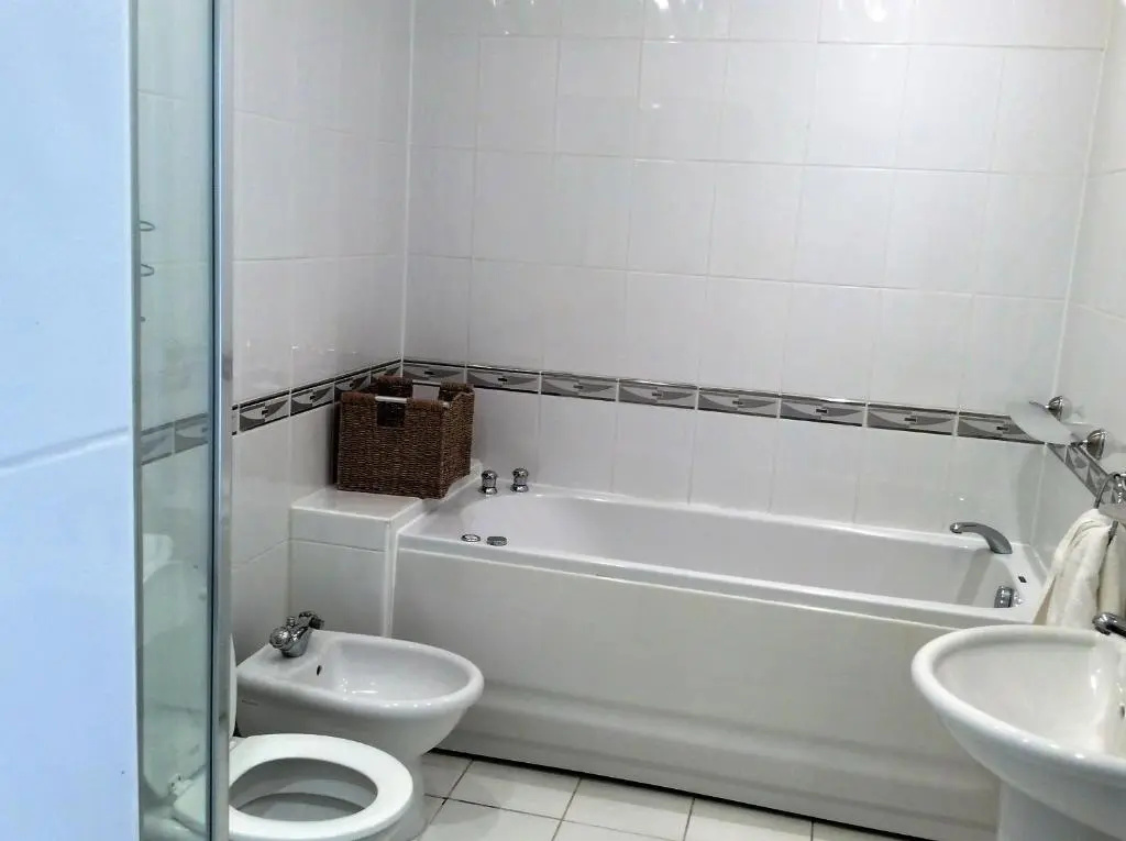 2 Bedrooms Apartment with sea view