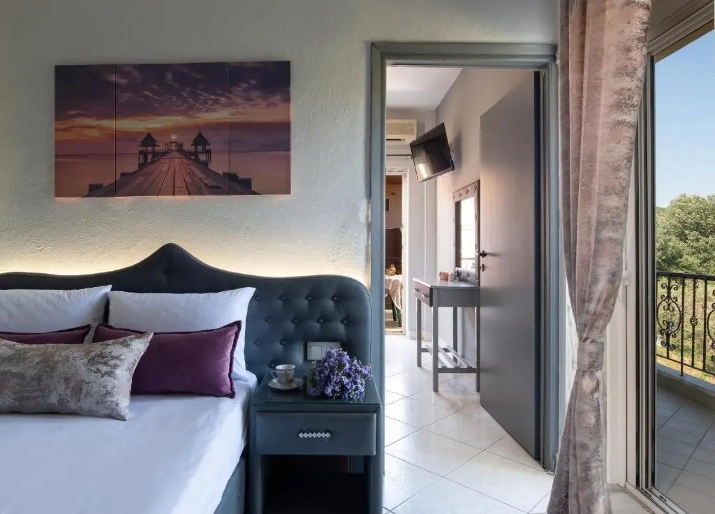Standard Quadruple room with balcony